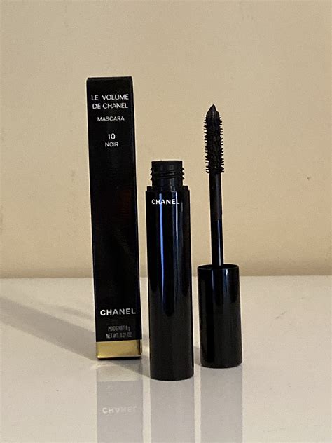 revolution de chanel mascara review.